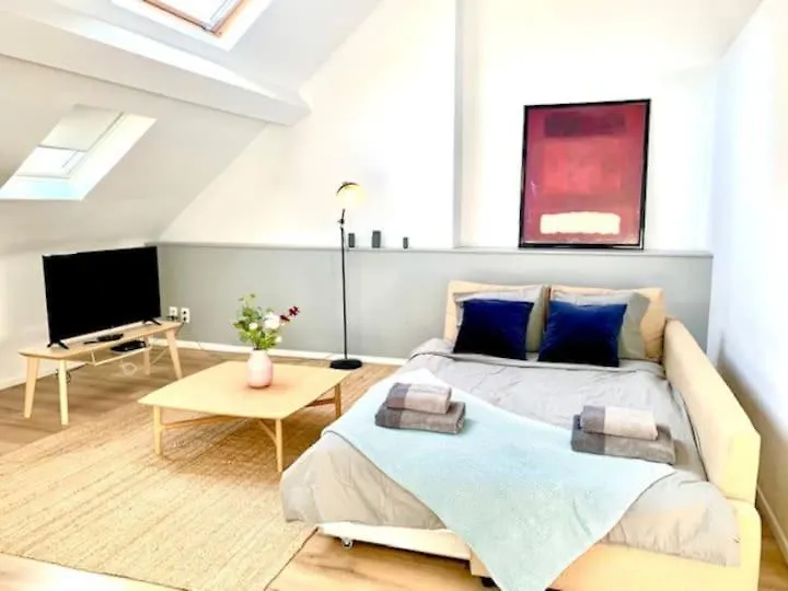 Cozy Apartment In Antwerpen Centraal 0*, Antwerp