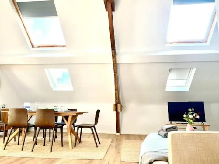 Cozy Apartment In Antwerpen Centraal  Antwerpia
